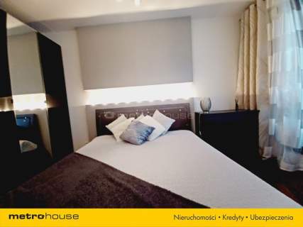 Przestronny apartament 3 min od metra Dw. Gdański
