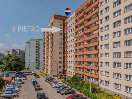 Przestronne M2 . Kupujący nie płaci prowizji.