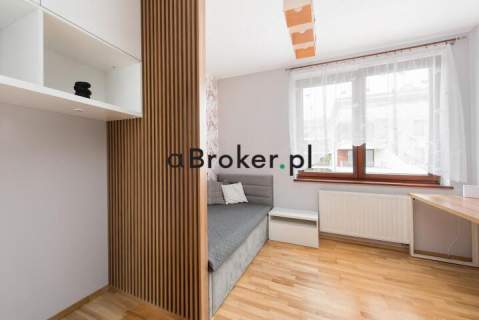Piltza 84 m2 4 pokoje balkon garaż