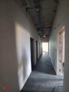 Hala z bramami dla Tir biura plac 2160 m2