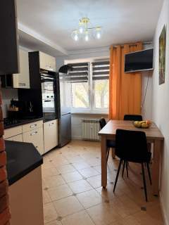 3 pokoje, powierzchnia 60.90m2, balkon, III piętro,Kalisz