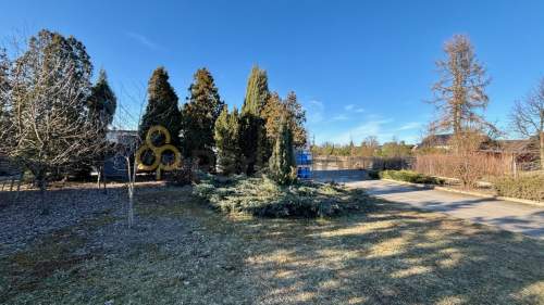 Działka 1400 m2 z halą w Modrzycy