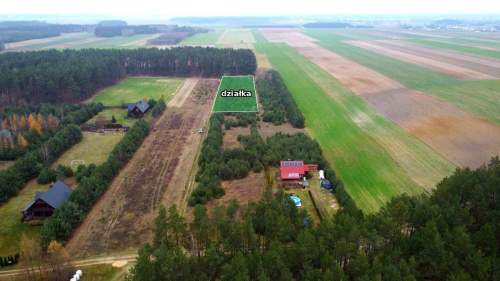 Działka budowlana z lasem