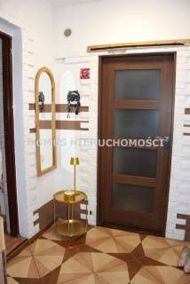 Dom w Brzezinach na spokojnym osiedlu