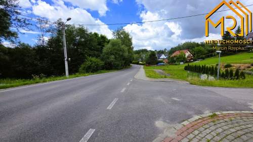 Murowany dom między Tuchowem a Ryglicami