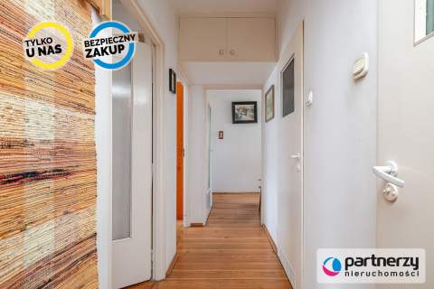 Balkon od południa Widok na las Dwustronne