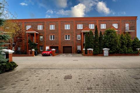 Gotowy biznes/ Ursynów/ 570 M2/ 19 P0K0I/ BISTRO