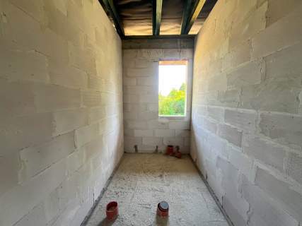 Dom parterowy stan surowy-130m2 1121m2 Szewna