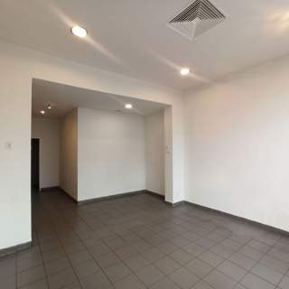 Handlowo - usługowy, witryna, parter, 38 m2