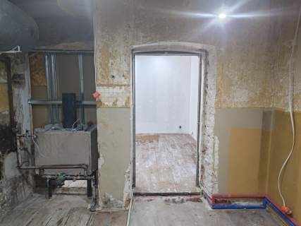 Kawalerka 33,60m2piwnica, działka, komórka i strych