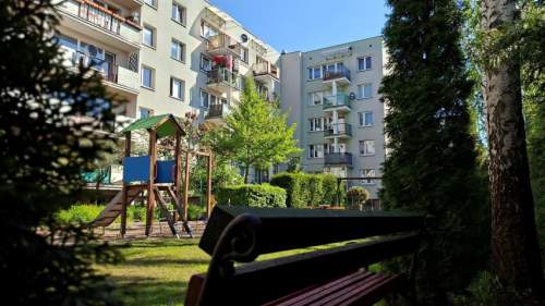 Czteropokojowe mieszkanie blisko szkoły