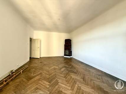 2-pok. mieszkanie w zadbanej kamienicy w centrum