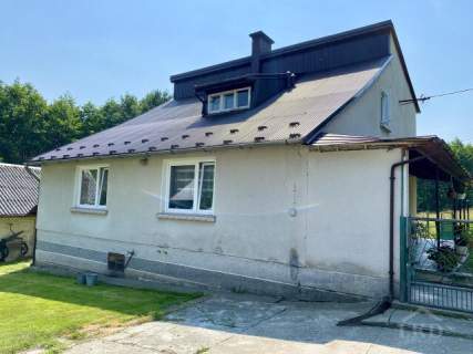 Siedlisko w spokojnej, zielonej okolicy z dużą działką