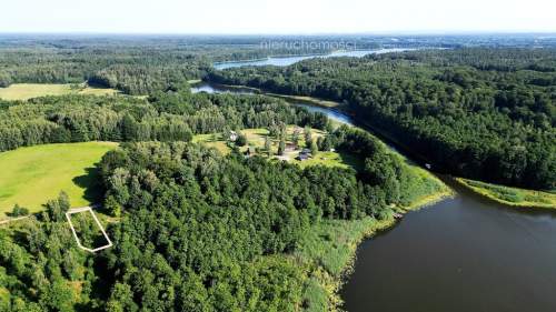 Działka nad jeziorem Winiec - 1096 m2