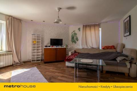 Mieszkanie 37 m2 w kamienicy, Żyrardów