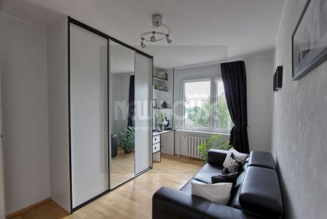 Wysoki standard, dobry rozkład Balkon, piwnica