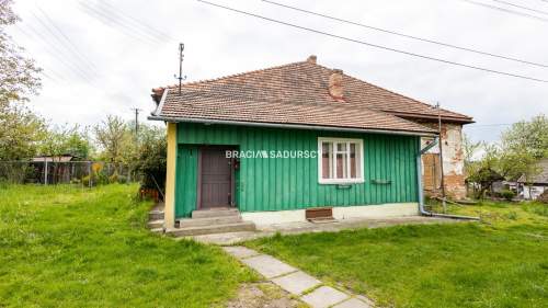 Dom z duszą w zielonym otoczeniu 