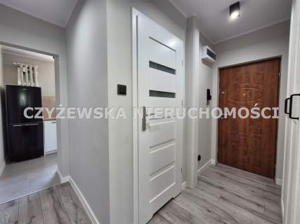 KOMFORTOWE PRZY UL. ORZESZKOWEJ 7, DRUGIE PIĘTRO 