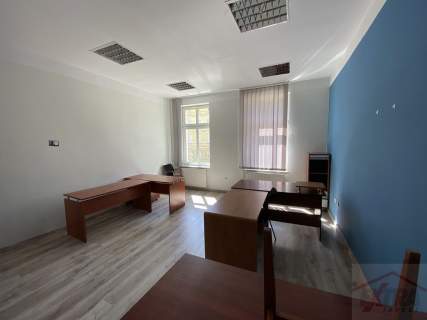 LOKAL USŁUGOWY 108 M2, AL. W. POLSKIEGO 47