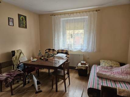 Dom 150 m2 działka 700m2, stodoła 300 m2, dz 600 m