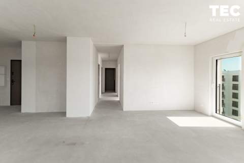 Przestronne 5 pokoi na ostatnim piętrze, 3 balkony
