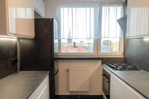Jasne 2 pokoje, balkon - Na Ostatnim Groszu 44