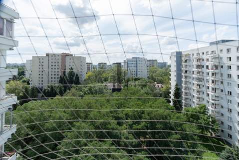 Do własnej aranżacji, jasne mieszkanie przy metrze