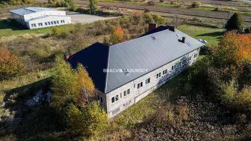 Budynek idealny pod produkcje / siedzibę firmy