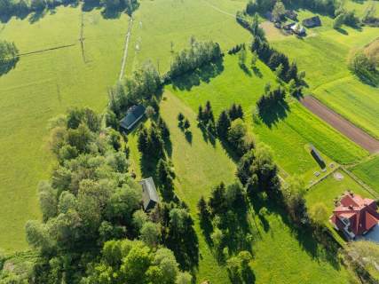 Klimatyczny dom wśród zieleni 9700 m Chronów