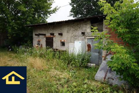 Zabudowana działka w pobliżu centrum Karczewa