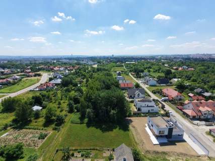 Działka inwestycyjna z WZ na 10 szeregówek