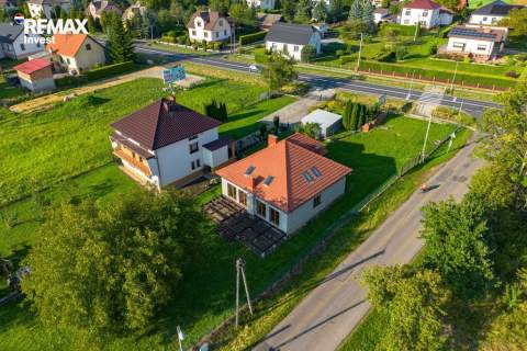 Dom z poddaszem użytkowym 175m2