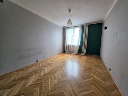 Stara Huta- 3pokojowe- ustawne- słoneczne -wysokie