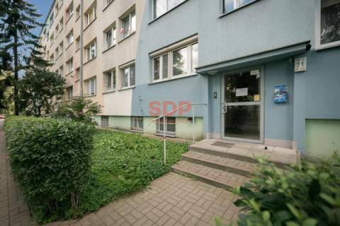 3 pokoje osobna kuchnia okolice Sky Tower z najemcami