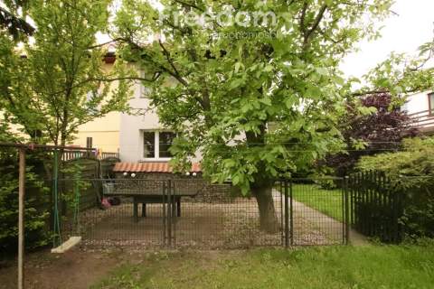 Przestronny dom rodzinny z garażem Koło