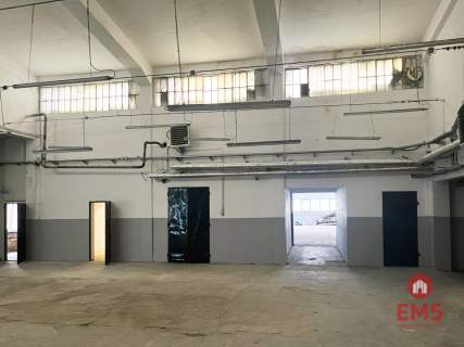 Hale produkcyjne, magazyny, biura