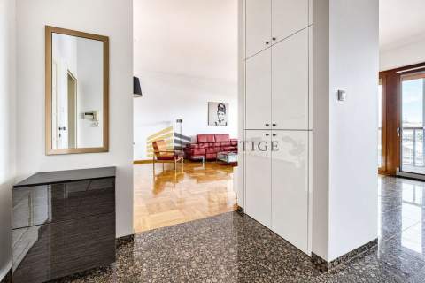 Luksusowy apartament na osiedlu Eko Park