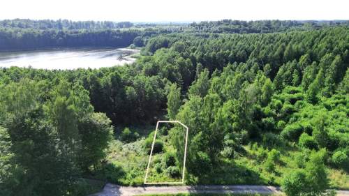 Działka nad jeziorem Winiec - 1096 m2
