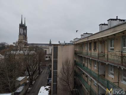 Do remontu w sercu Żoliborza, przy metrze.