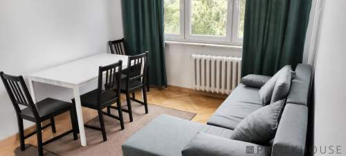 4-pokojowe mieszkanie w Wawrze