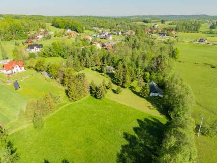 Klimatyczny dom wśród zieleni 9700 m Chronów