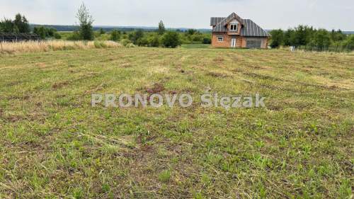 Działka budowlana 18 arów, Strupina, blisko PKP