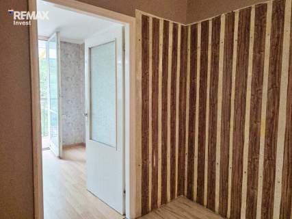 Balkon, zieleń i centrum miasta