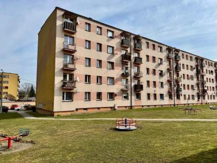 Kawalerka po remoncie 1 piętro, centrum Czerwionki