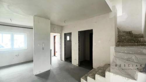 Segment z garażem w Brzozówce k. Tarnowa - 120 m2 659 000 zł