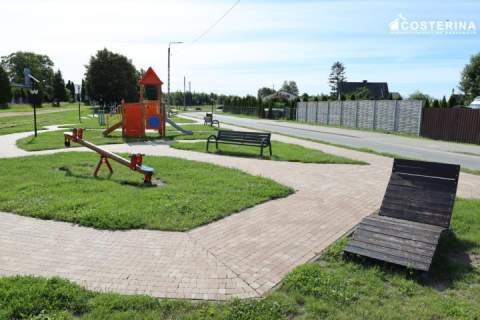 Działka budowlano-usługowa 2397 m2 w centrum Liniewa