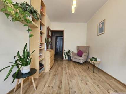 77m2,3pok,obok Magnolii,