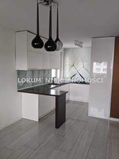 M-4 ul.Kurpiowska z balkonem