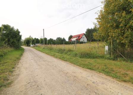 Działka z WZ pod bliźniak Media