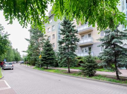Park Szczęśliwicki,balkon, trzy pokoje